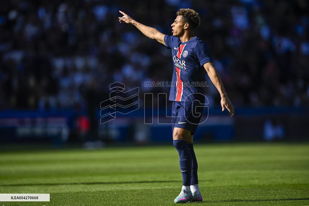 Ligue 1 McDonalds - Paris Saint-Germain v Angers SCO