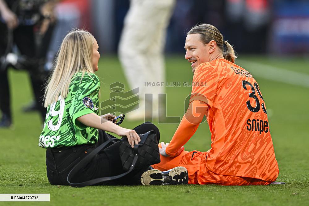 Ligue 1 McDonalds - Paris Saint-Germain v Angers SCO