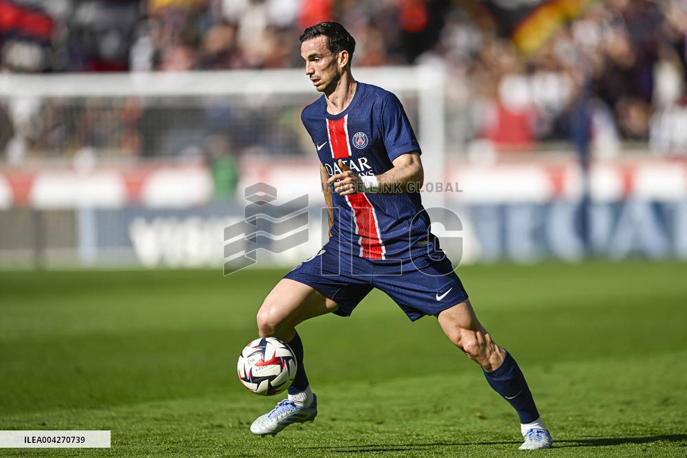 Ligue 1 McDonalds - Paris Saint-Germain v Angers SCO