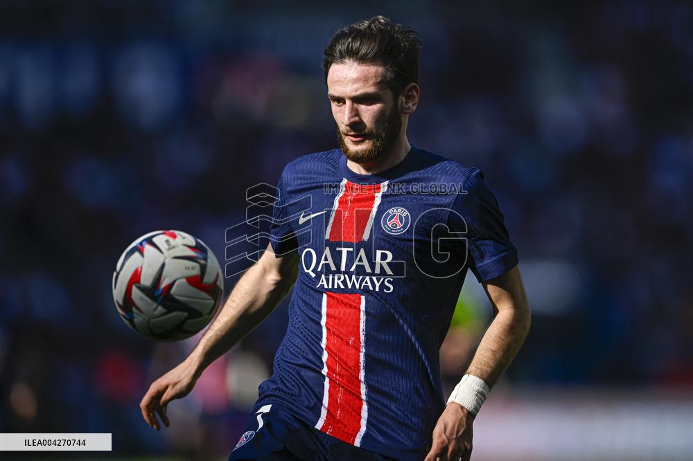 Ligue 1 McDonalds - Paris Saint-Germain v Angers SCO