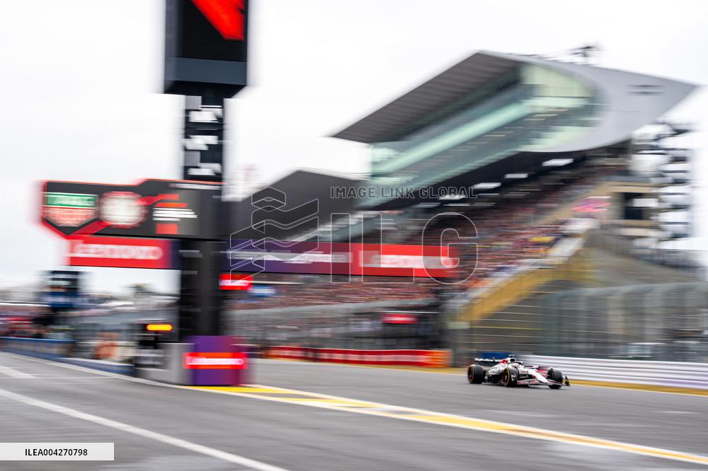 Max Verstappen wins the Formula 1 Lenovo Japanese Grand Prix 2025 - Suzuka