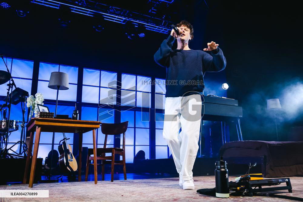 Alec Benjamin Concert During the 12 Notes Tour - Milan