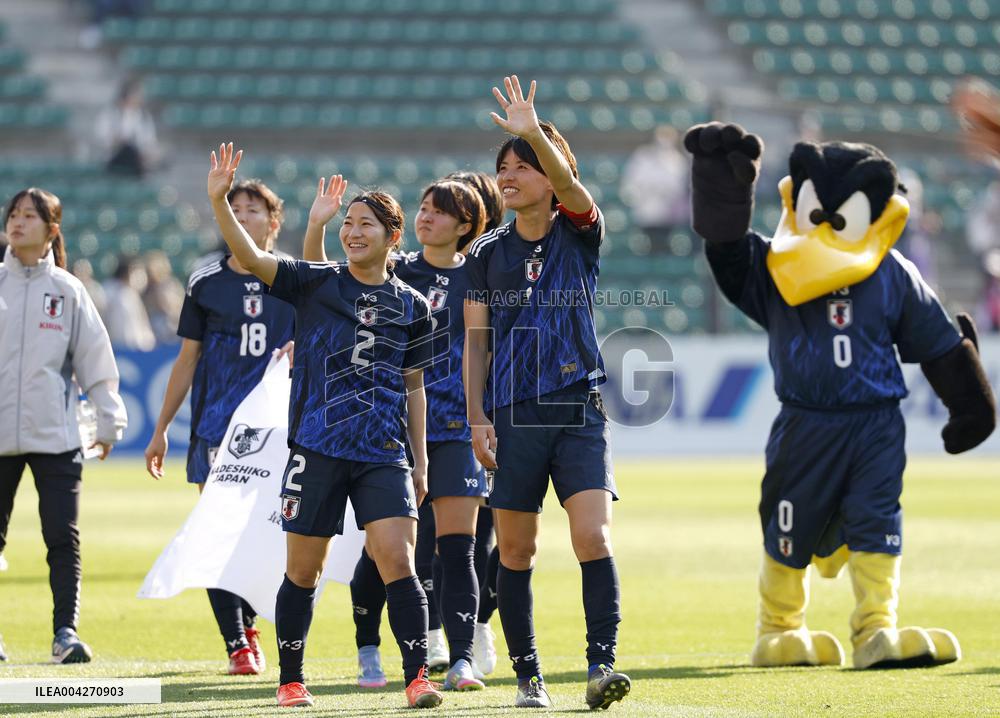 Football: Japan vs. Colombia