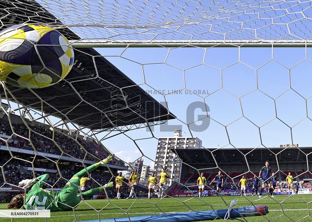 Football: Japan vs. Colombia