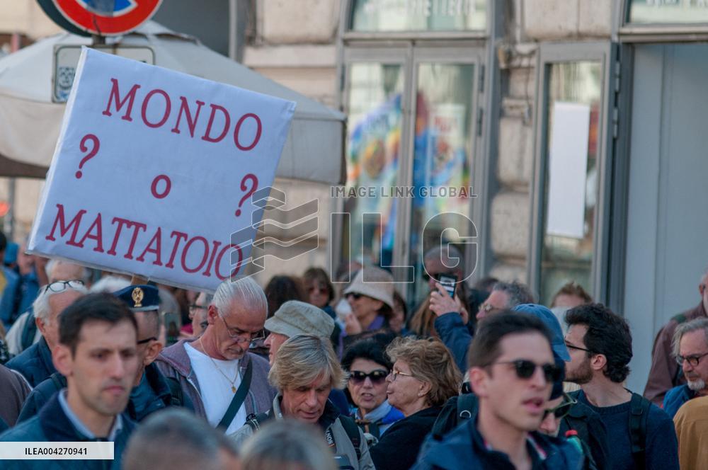 M5s Demonstration Against Rearmament - Milan
