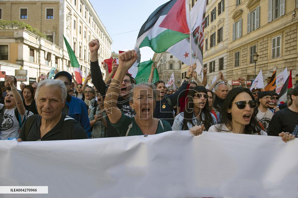 M5s Demonstration Against Rearmament - Milan