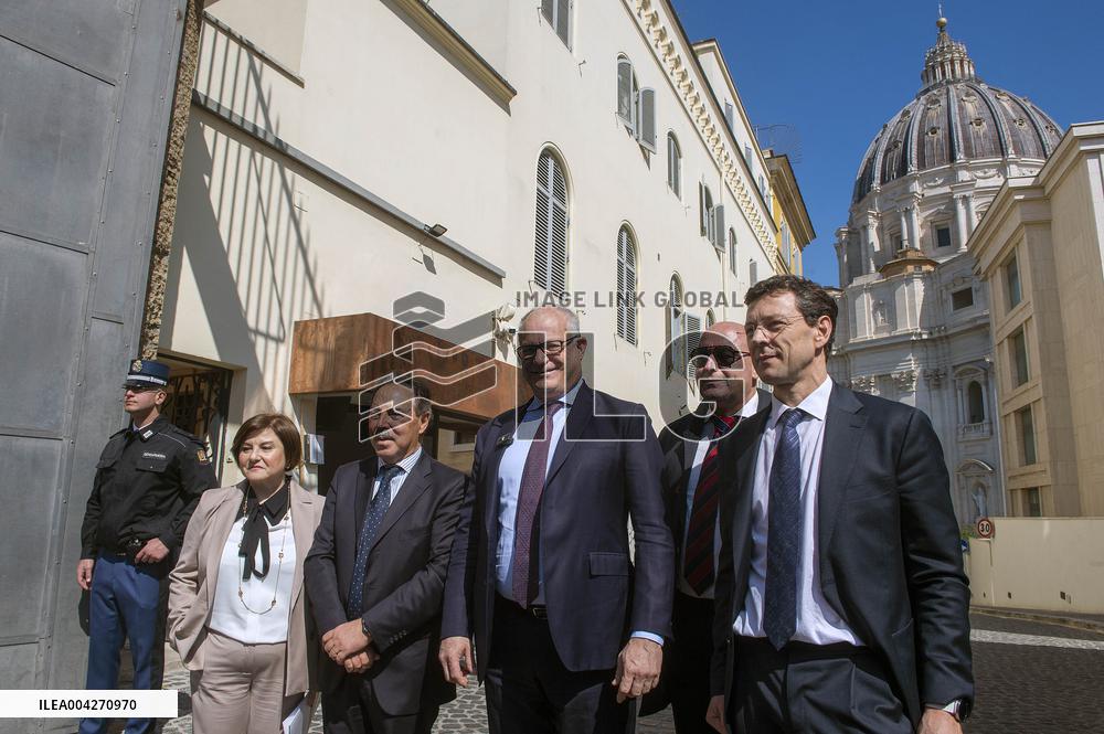 Inauguration of Rome Jasmine Walk by Mayor Gualtieri - Rome