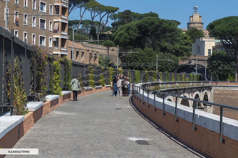 Inauguration of Rome Jasmine Walk by Mayor Gualtieri - Rome