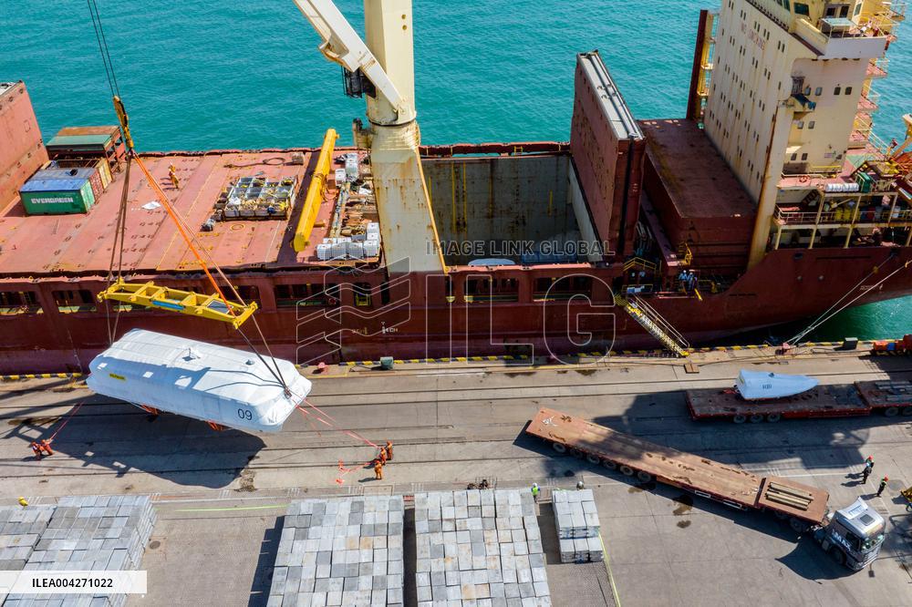 Lifeboats Shipped To France