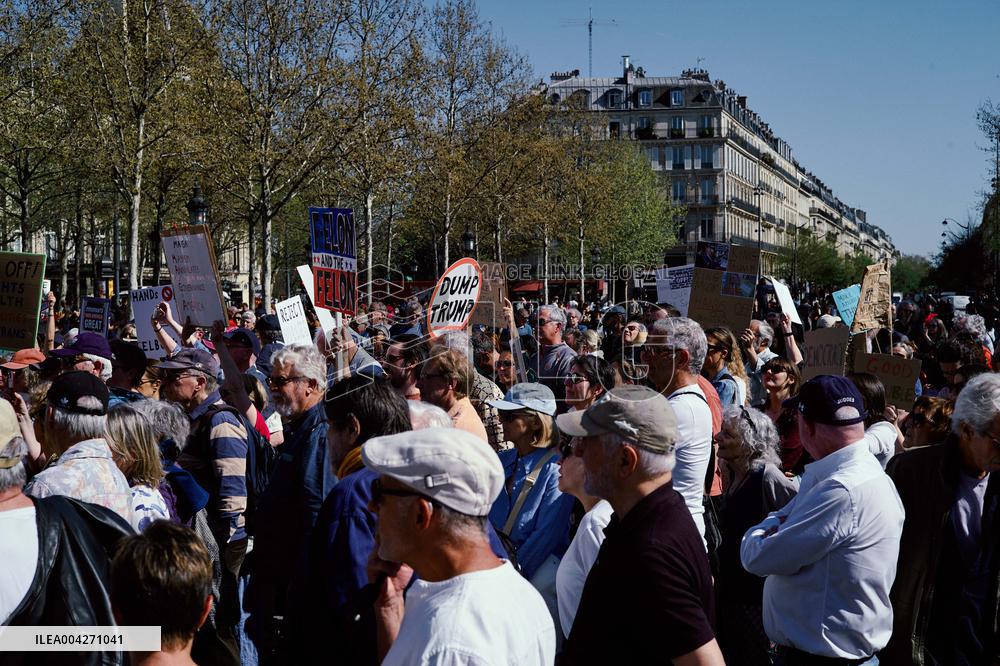 Anti-Trump Hands Off Rally - Paris