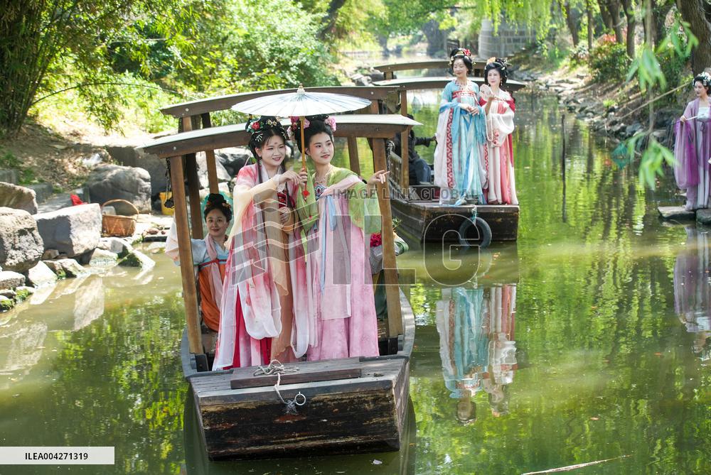 Hanfu Flower Festival