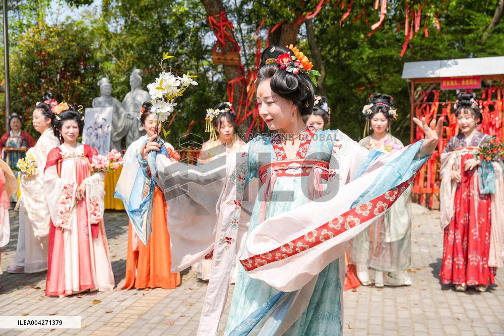 Hanfu Flower Festival
