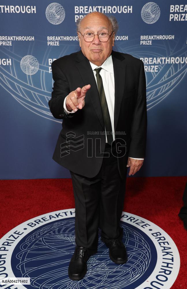 11th Breakthrough Prize Ceremony - Santa Monica