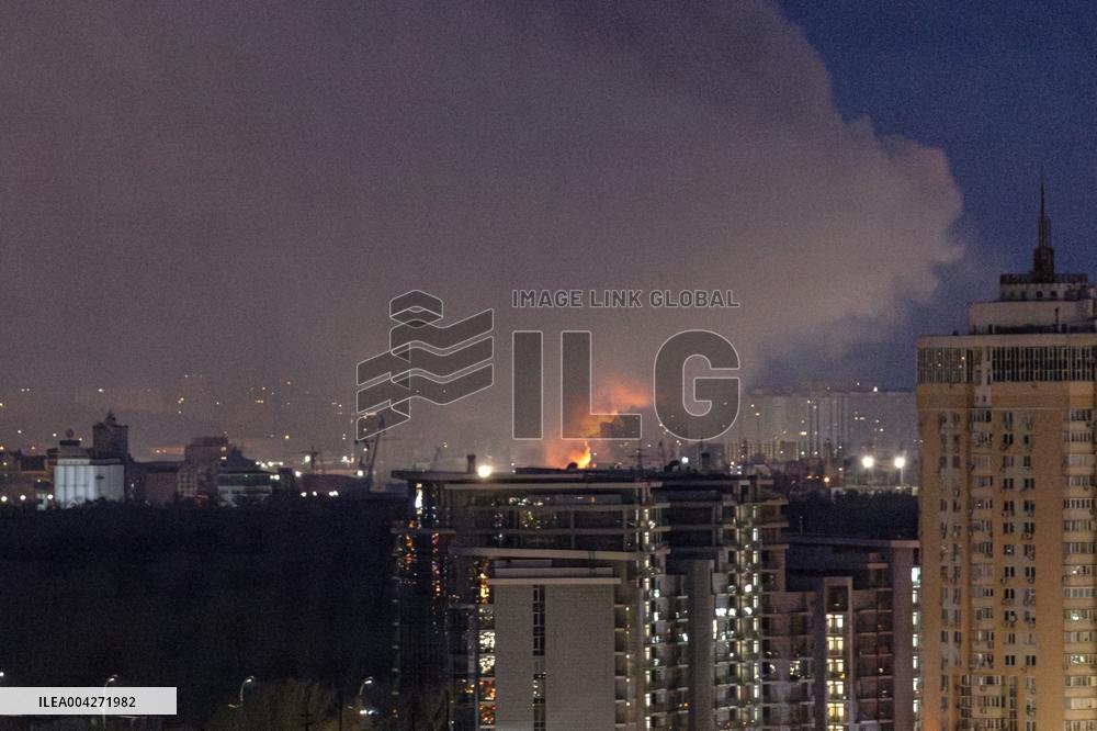 Russia launches ballistic missile attack on Kyiv