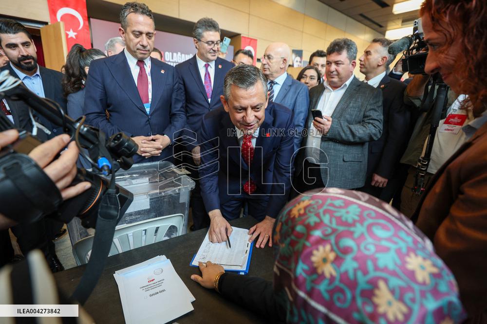 Main Opposition Calls For Elections During Extraordinary Congress - Turkey