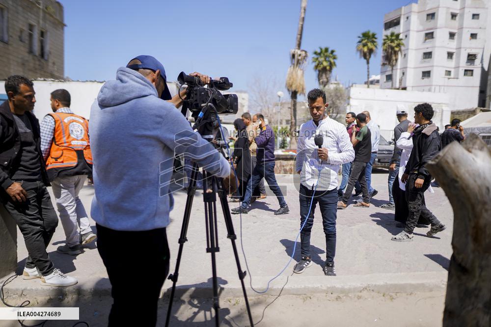 Journalists' Daily Life in Gaza