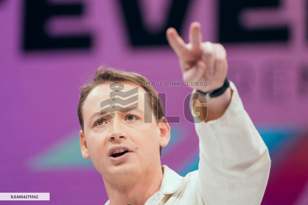 Speech by Gabriel Attal at the Renaissance meeting - Saint-Denis AJ