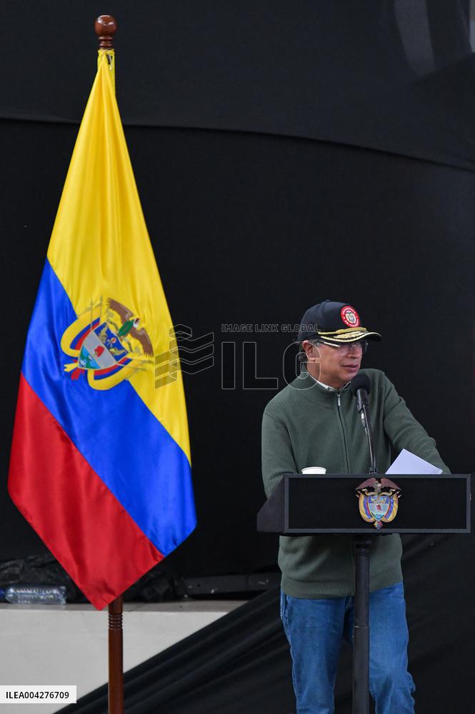 Colombia's Armed Group 'Comuneros del Sur' First to Disarm in Total Peace Process