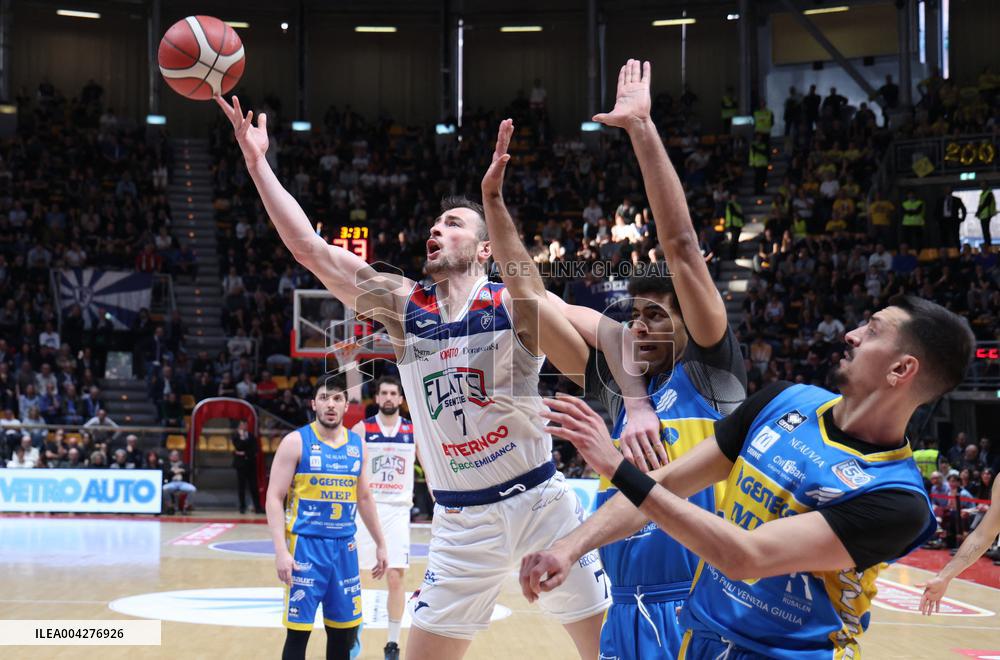 BASKET - Serie A2 - Flats Service Fortitudo Bologna vs UEB Gesteco Cividale