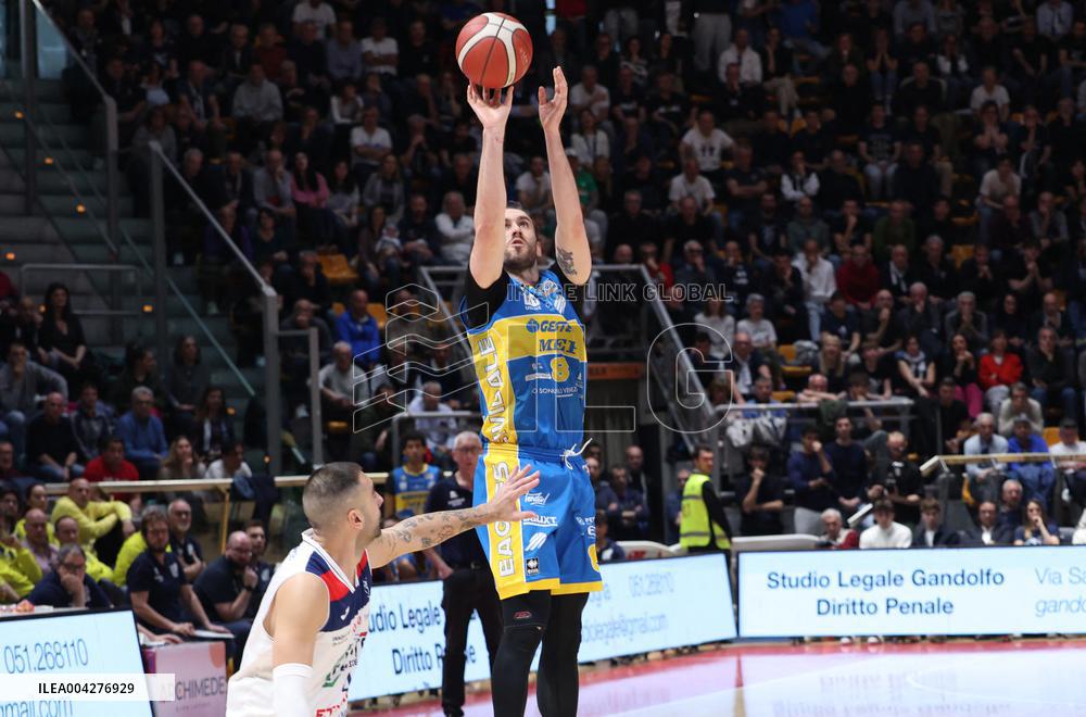 BASKET - Serie A2 - Flats Service Fortitudo Bologna vs UEB Gesteco Cividale