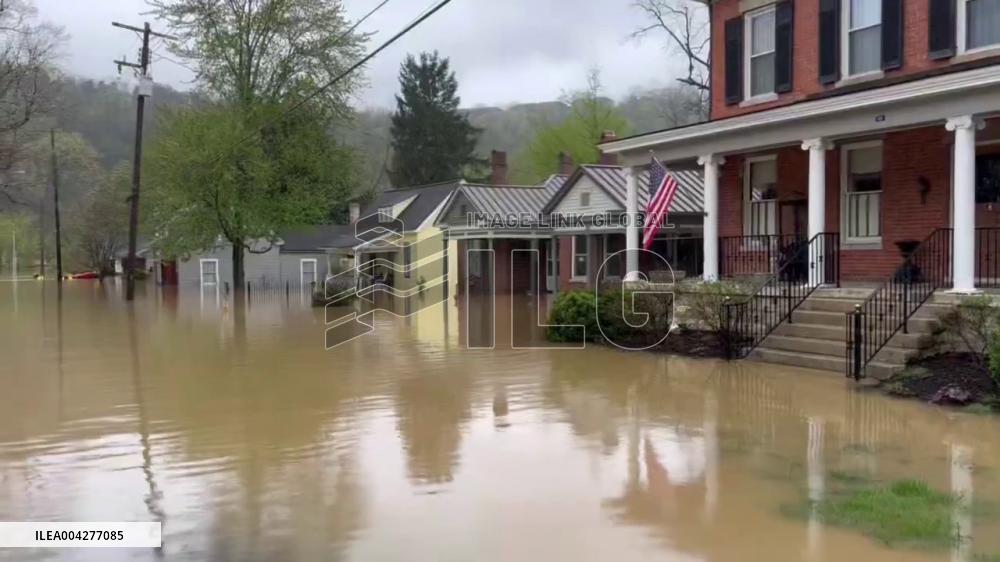 US: Deadly Flash Floods Devastate Kentucky, Curfews Imposed
