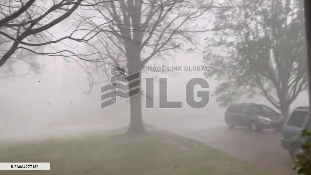 US: Powerful Storm Brings Tornado Warning, Power Outages to Tennessee