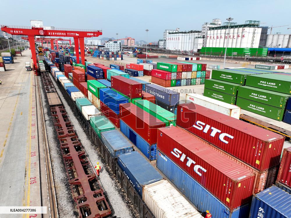 China Europe Freight Train Sends Goods Growth