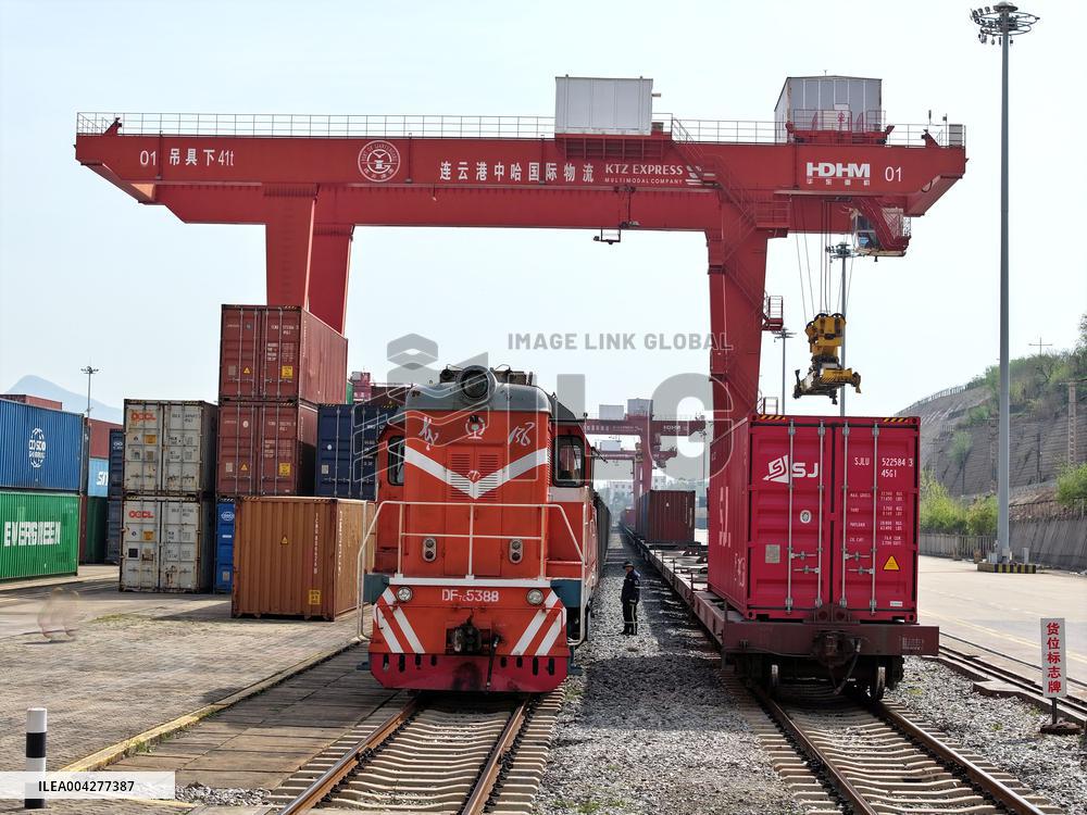 China Europe Freight Train Sends Goods Growth