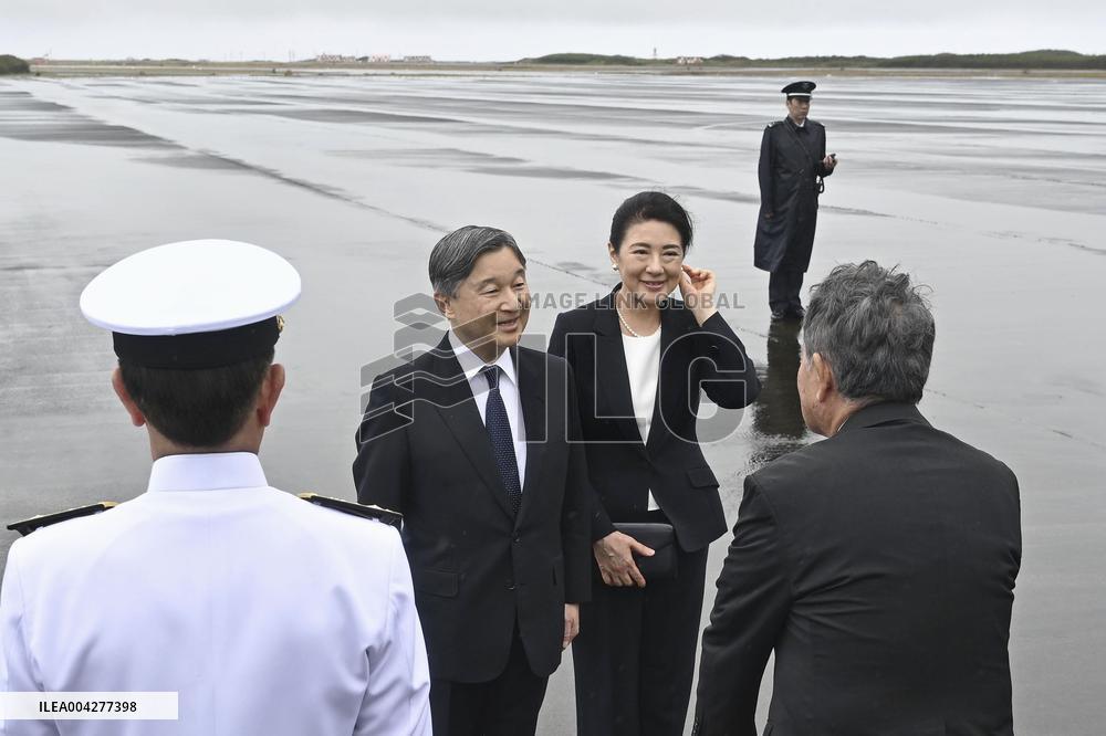 Japan emperor, empress visit Iwoto Island
