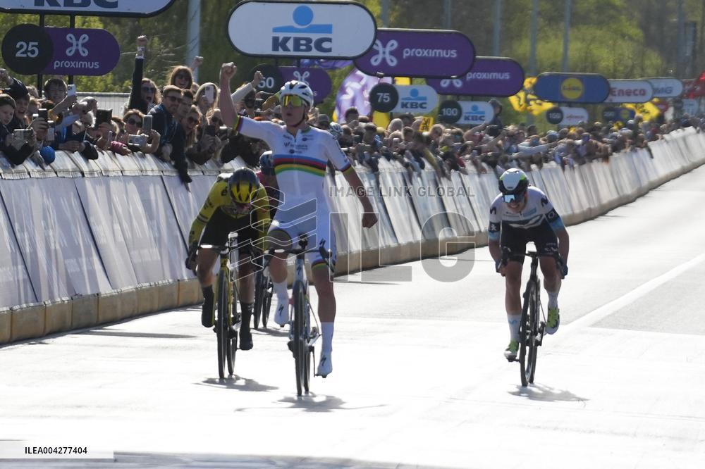 Cycling - Tour Des Flandres 2025