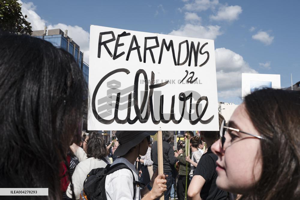 Demonstration Artists Against Precarity in Toulouse