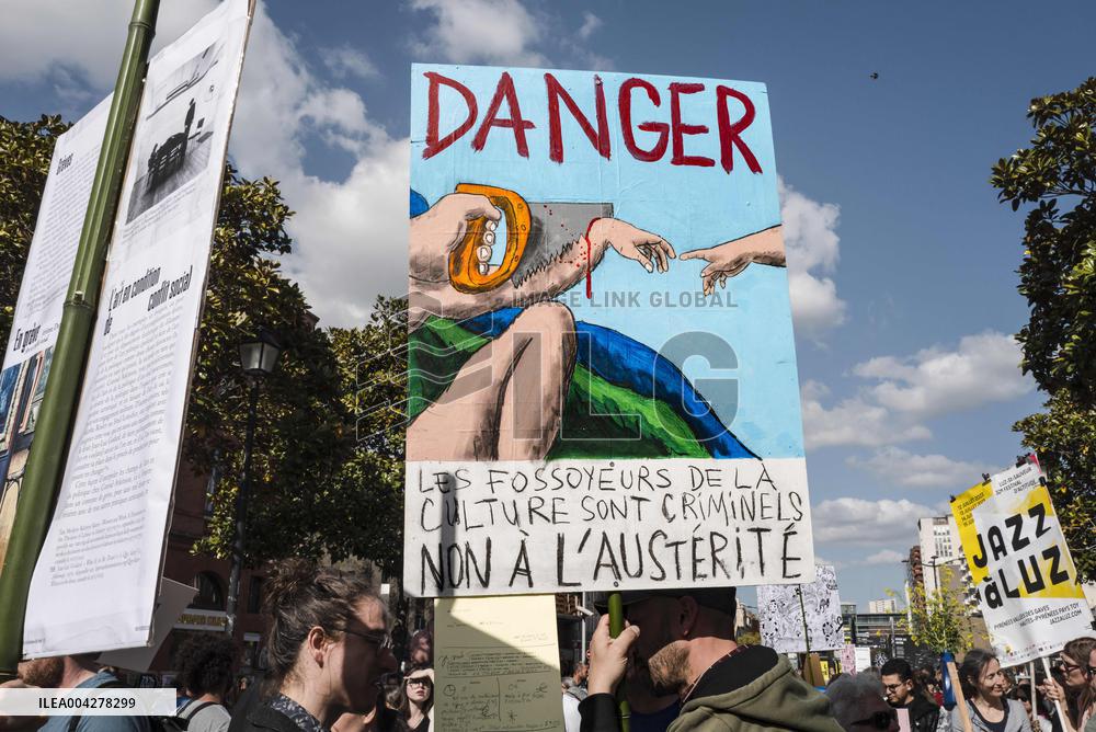 Demonstration Artists Against Precarity in Toulouse