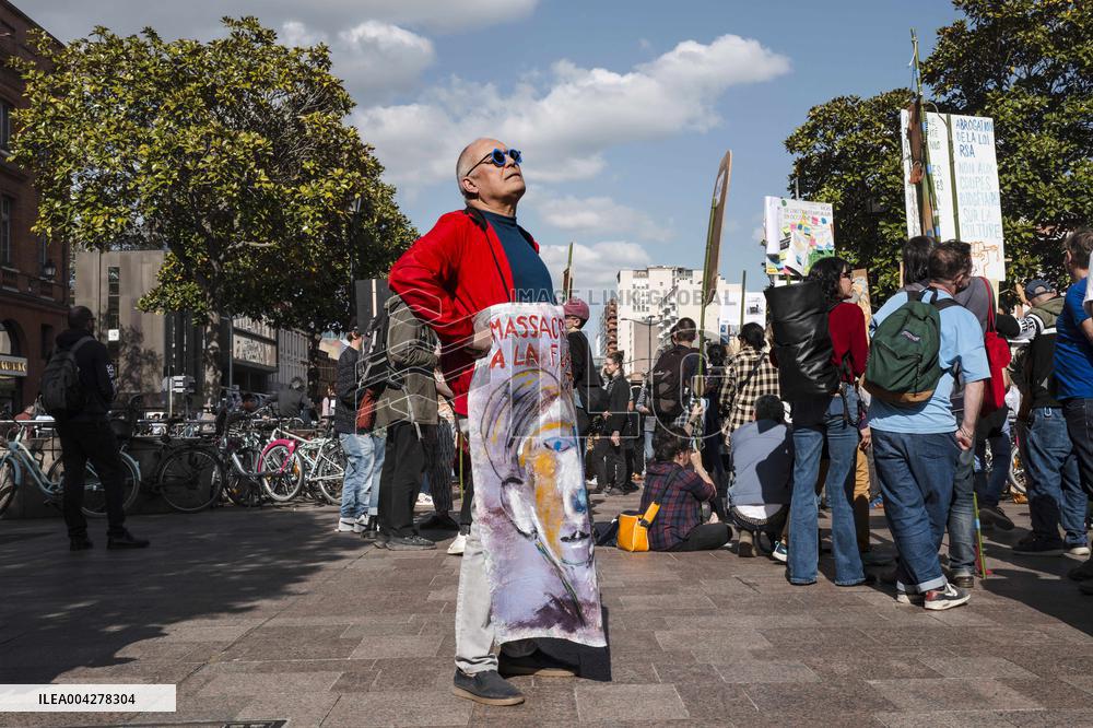 Demonstration Artists Against Precarity in Toulouse
