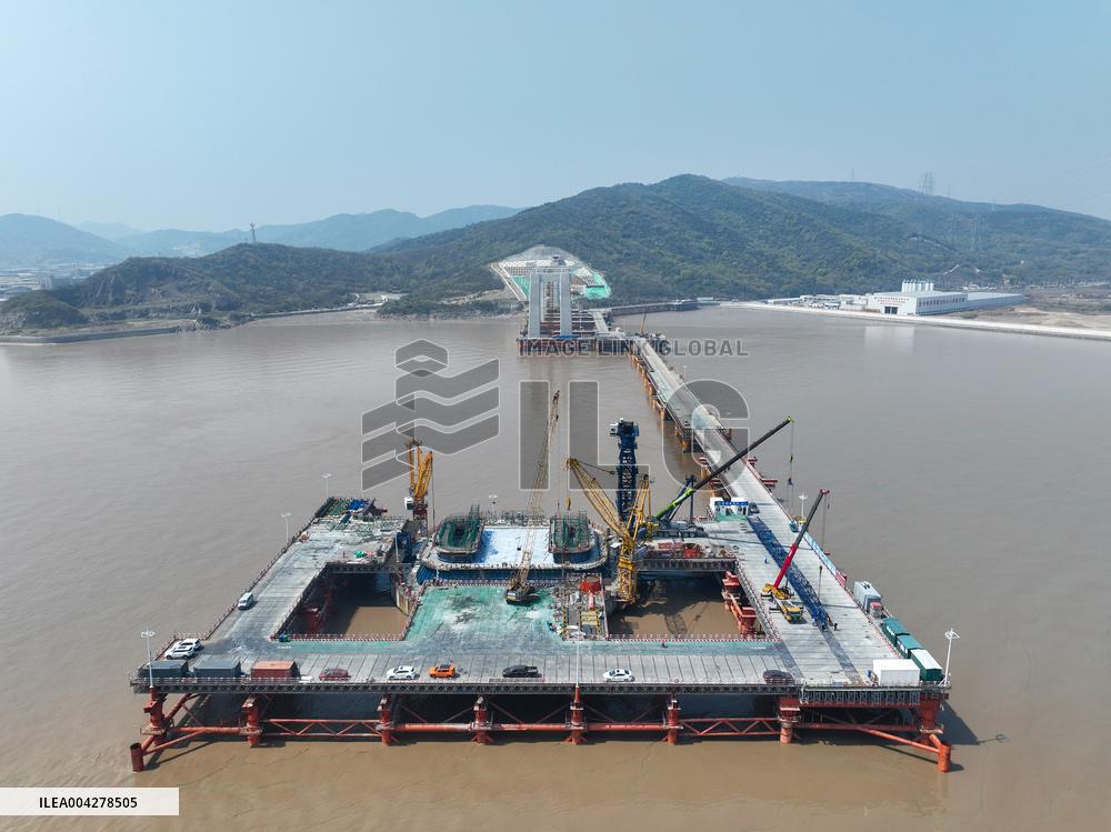 Railway Bridge Construction in Zhoushan