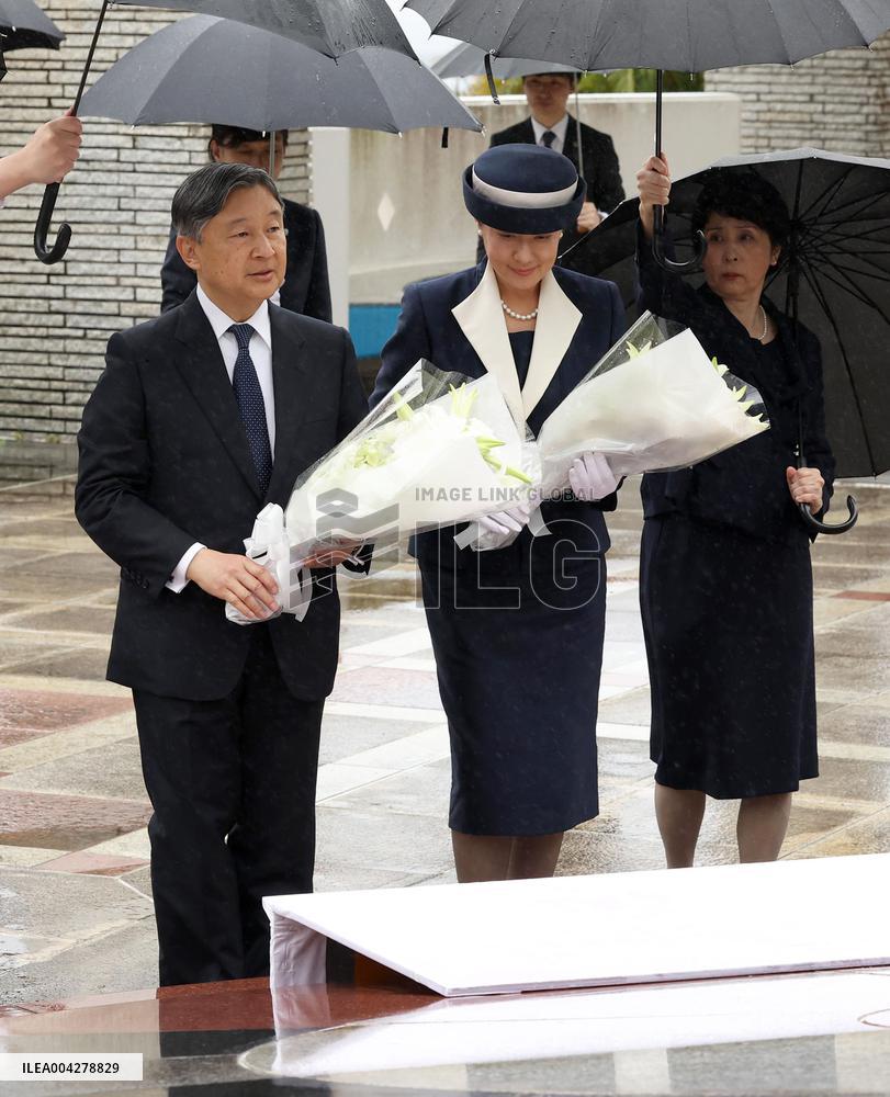 Japan emperor, empress visit Iwoto Island