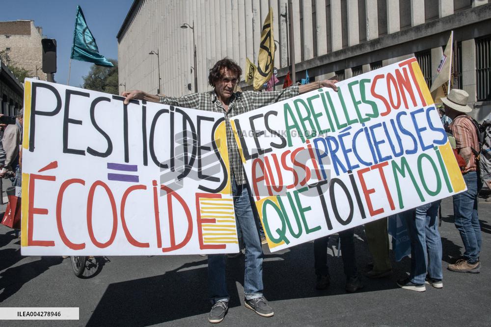 World Health Day Pesticide Walk - Paris