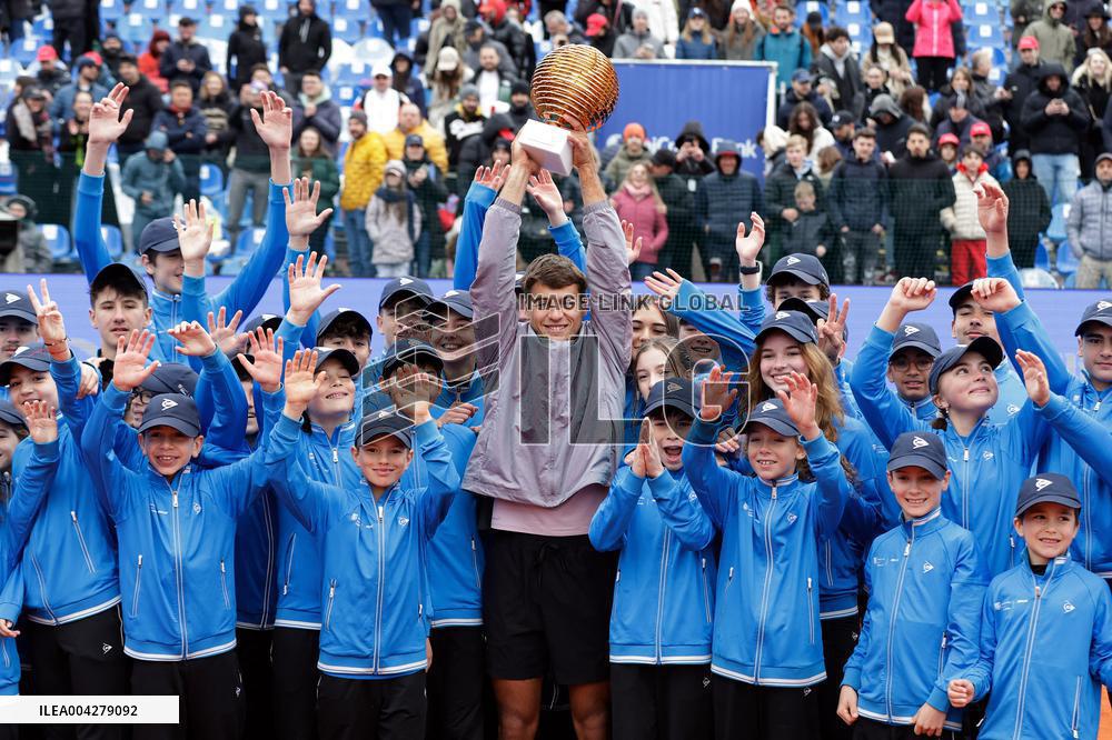 Flavio Cobolli Wins First ATP Tour Title in Bucharest