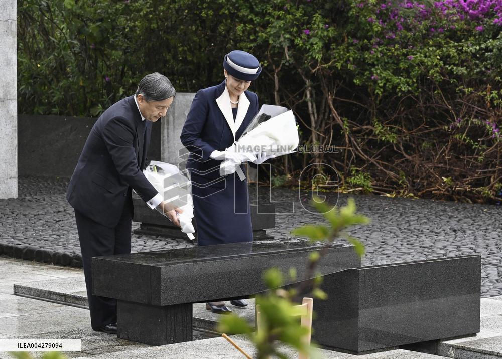 Japan emperor, empress visit Iwoto Island