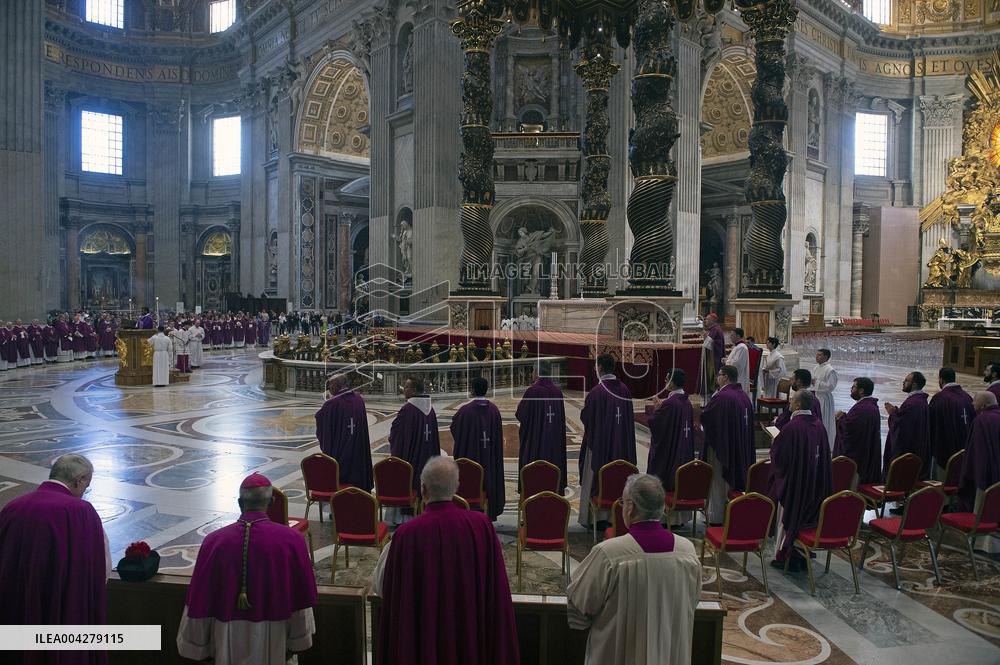 Veil of Veronica Ceremony at St. Peters Basilica - Vatican