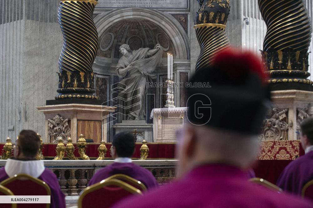 Veil of Veronica Ceremony at St. Peters Basilica - Vatican