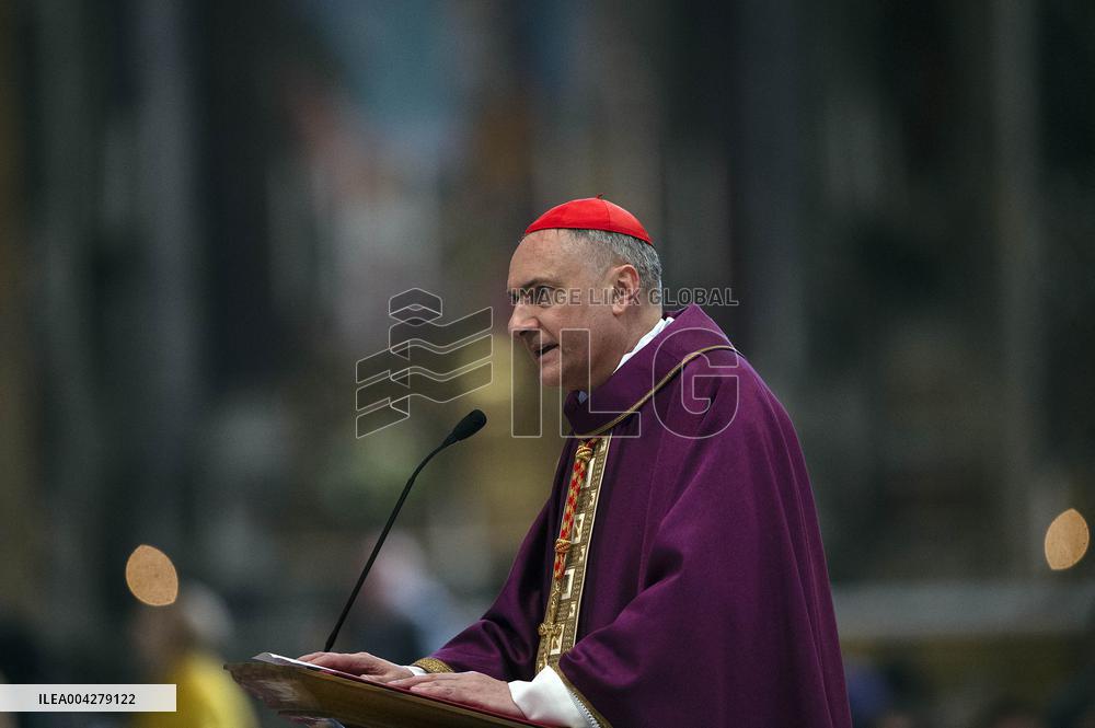 Veil of Veronica Ceremony at St. Peters Basilica - Vatican