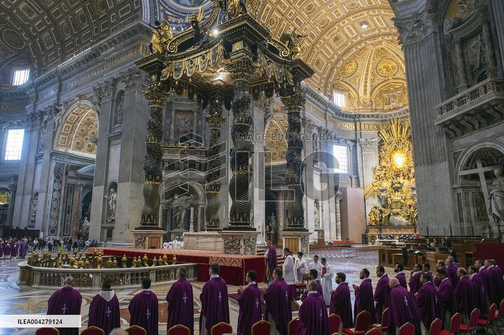 Veil of Veronica Ceremony at St. Peters Basilica - Vatican