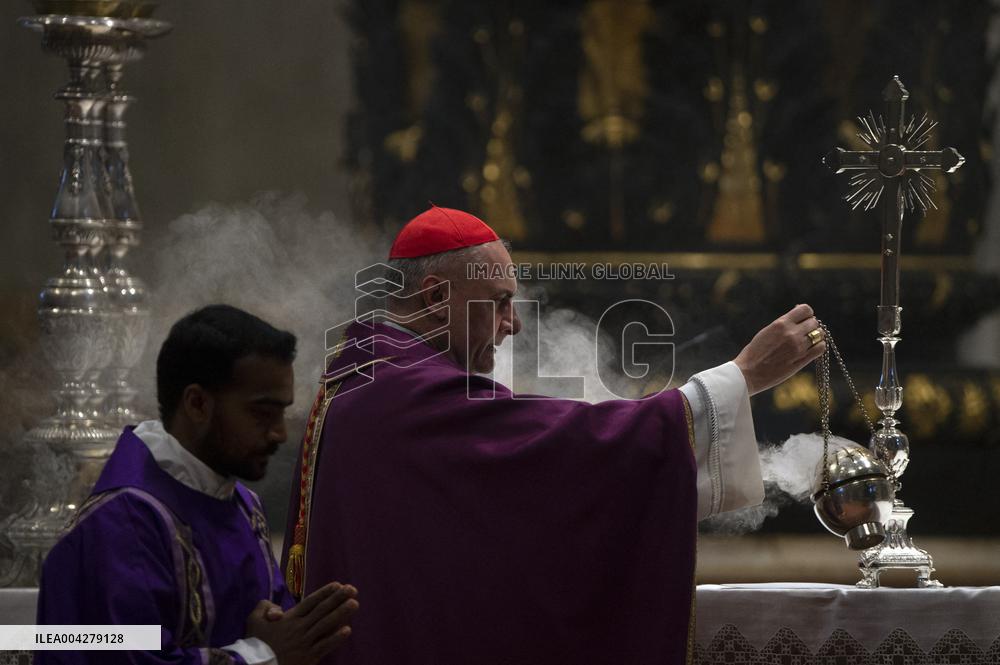 Veil of Veronica Ceremony at St. Peters Basilica - Vatican