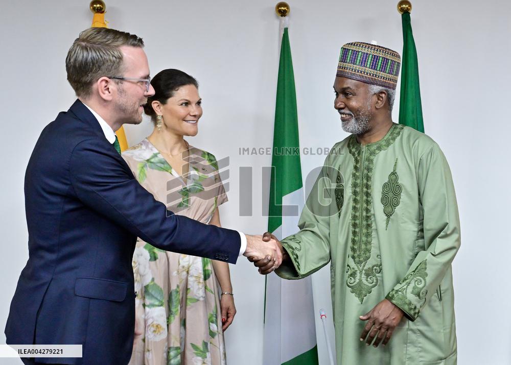 CROWN PRINCESS VICTORIA IN NIGERIA