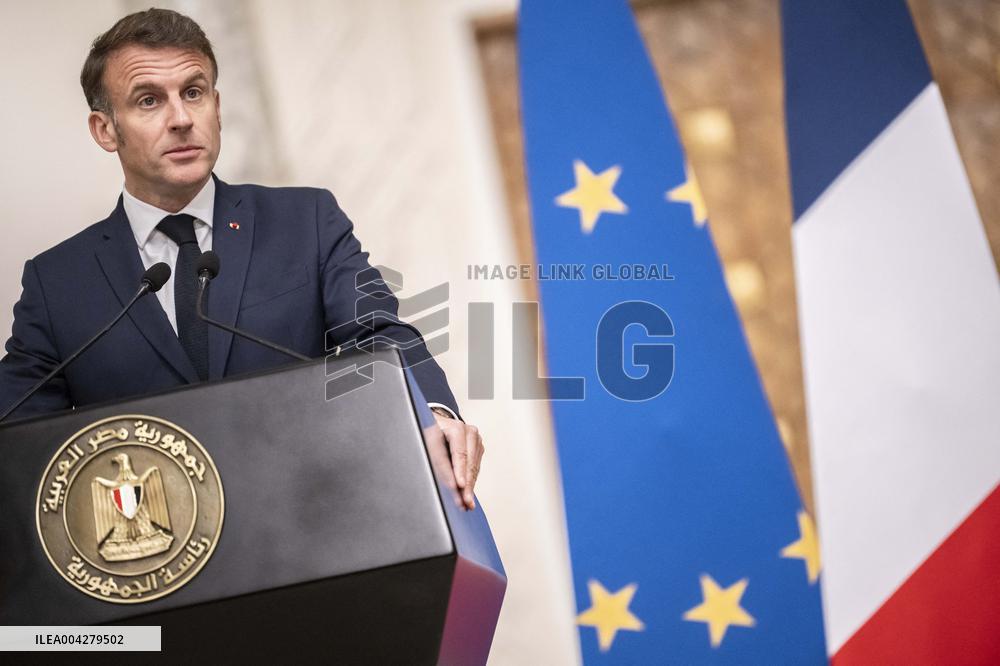 Presidents Sisi And Macron Exchange Signed-Bilateral Agreements - Cairo