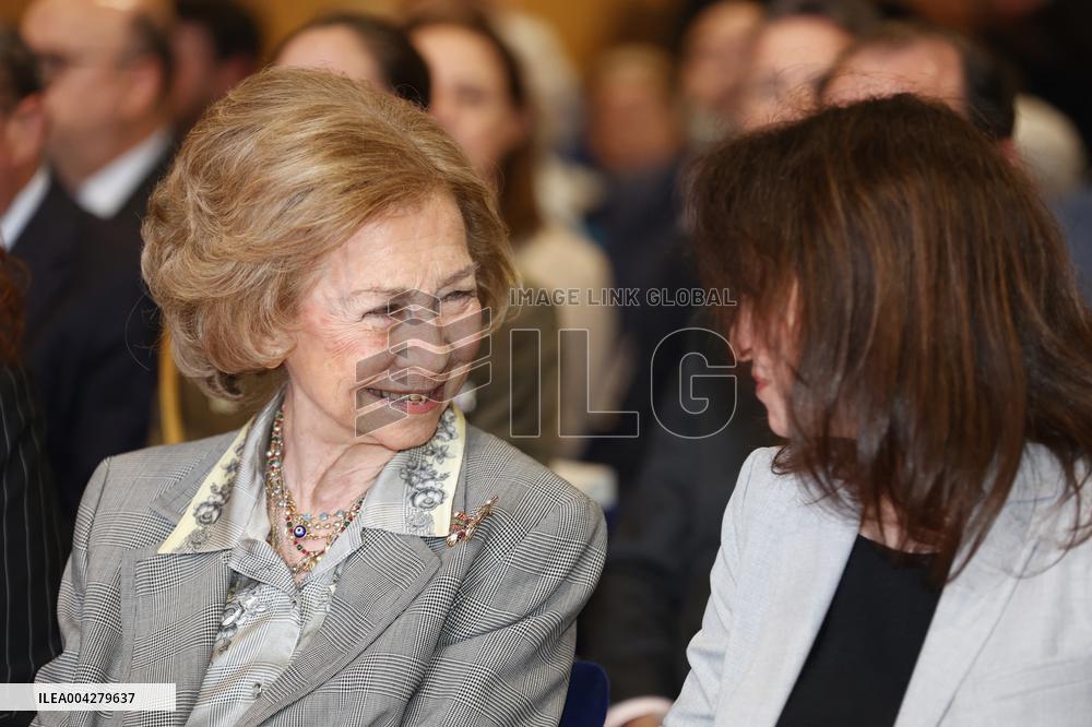 Queen Sofia Launches Extraordinary Brains Campaign - Madrid