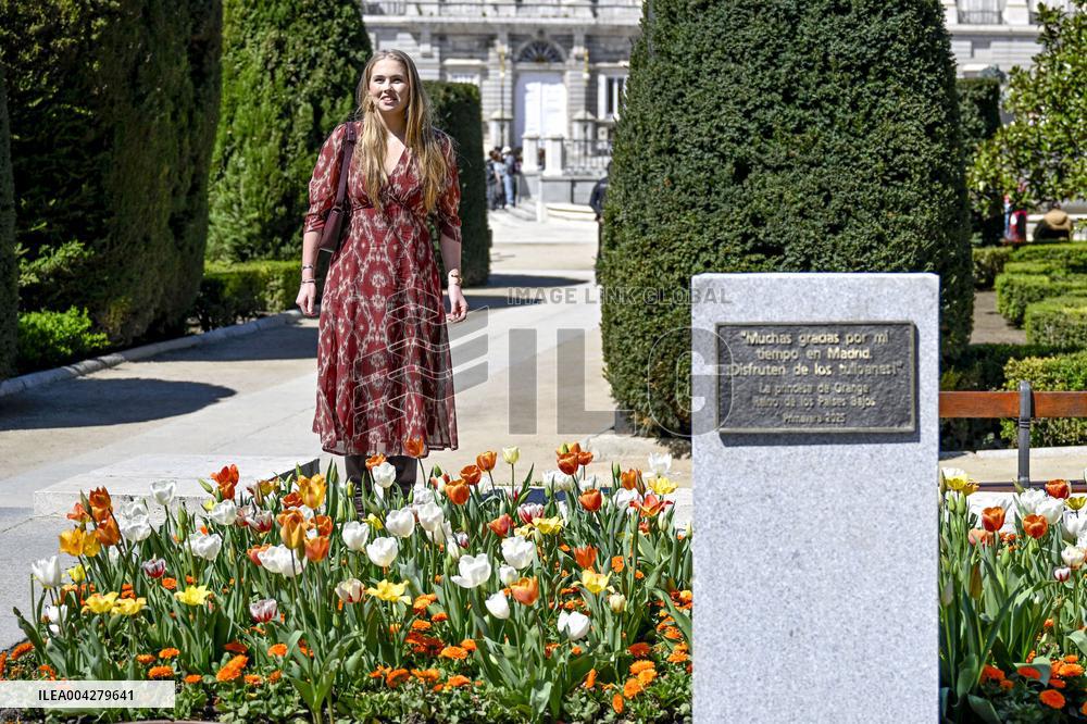 Princess Amalia Of The Netherlands Unveils A Plaque - Madrid
