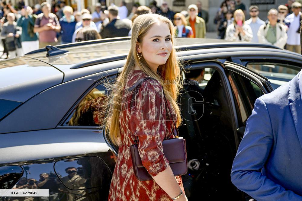 Princess Amalia Of The Netherlands Unveils A Plaque - Madrid