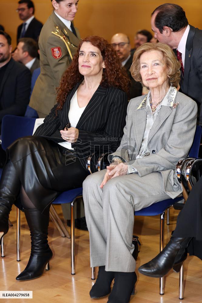 Queen Sofia Launches Extraordinary Brains Campaign - Madrid