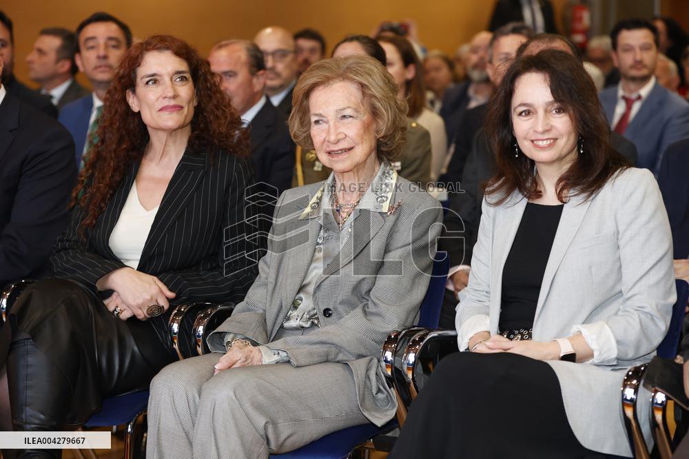 Queen Sofia Launches Extraordinary Brains Campaign - Madrid